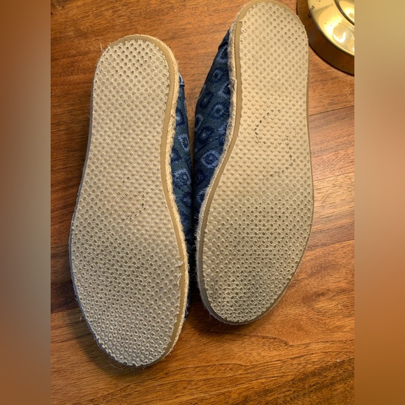 Classic Toms in Blue Bleach Washed Denim 💙🦋👖 - Picture 6 of 6